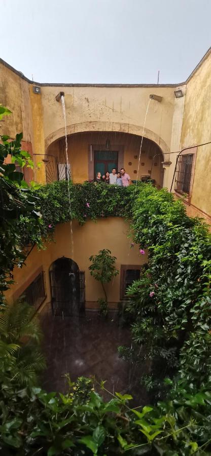 Апартаменты Lele Y Panchito En El Centro Керетаро Экстерьер фото